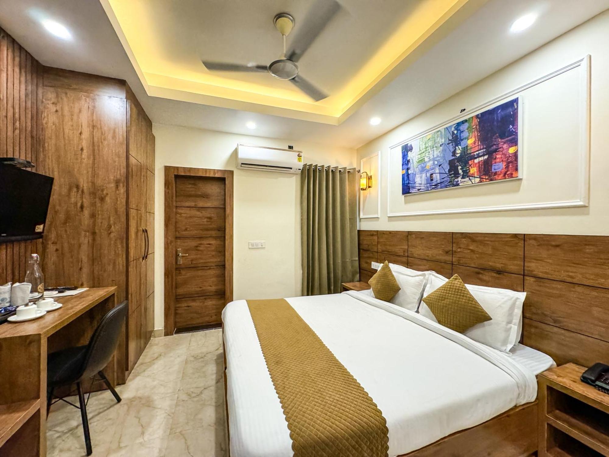 Hotel Nirvana Bliss, Behind Parmarth Niketan Rishīkesh Exterior foto