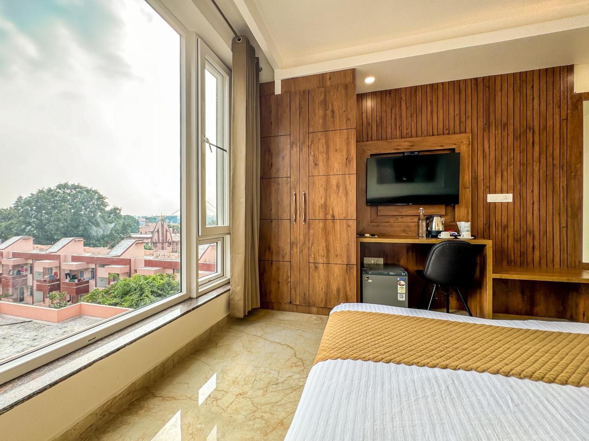 Hotel Nirvana Bliss, Behind Parmarth Niketan Rishīkesh Exterior foto