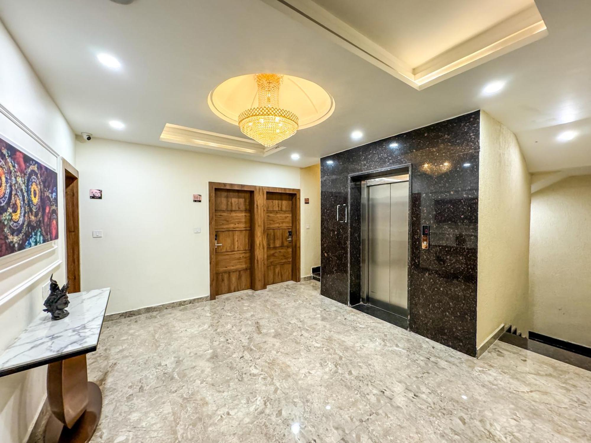 Hotel Nirvana Bliss, Behind Parmarth Niketan Rishīkesh Exterior foto